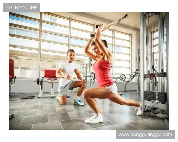 高效的减脂训练:如何通过结合力量训练与有氧运动塑造身材 高效的减脂训练:如何通过结合力量训练与有氧运动塑造身材