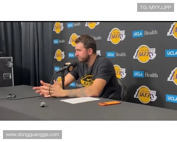 湖船大战裁判报告揭示真相邓恩最后时刻判罚东契奇为好球